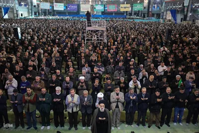 اقامه نماز عید فطر در مصلای اصفهان
