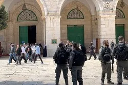 Incursion des colons sionistes dans l’esplanade de la mosquée al-Aqsa après la prière de midi
