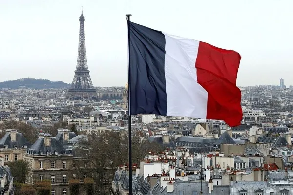 Fransa’nın başkenti Paris’te faşizm ve İslamofobi karşıtı gösteri