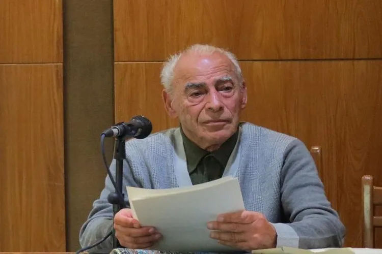 بررسی مسئله ترجمه‌پذیری غزلیات حافظ در شیراز