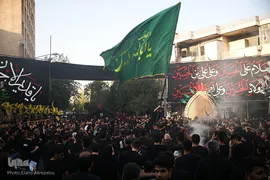 تجمع هیئات عزاداری و آیین نخل گردانی عصر تاسوعا