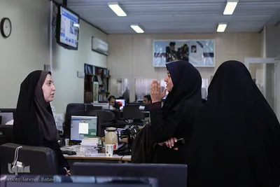 بازدید عضو هیئت‌رئیسه فراکسیون قرآن مجلس زهرا سعیدی مبارکه از تحریریه ایکنا
