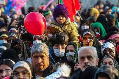 Teheraner feiern Geburtstag von Fatima Zahra (s.a.)