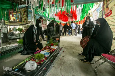 آخرین پنجشنبه سال کرونایی در بهشت زهرا