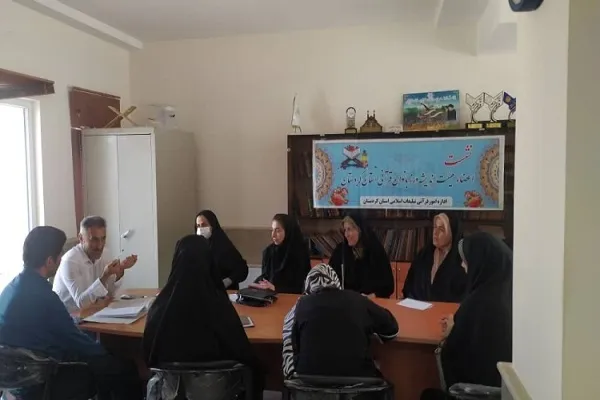 احکام هیئت اندیشه‌ورز بانوان قرآنی سنندج صادر شد