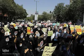 راهپیمایی مردم اصفهان در محکومیت اغتشاشات و توهین به مقدسات