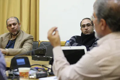 نشست «هنر انقلاب از نگاهی دیگر» 