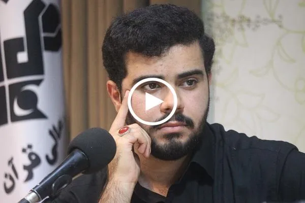 شاهد...تلاوة سورة النصر بصوت القارئ 