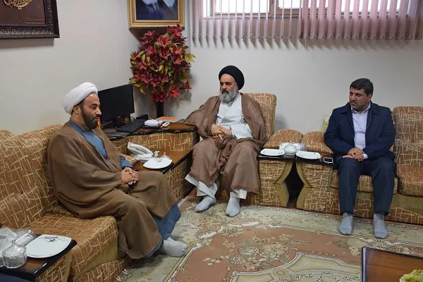 امامزادگان؛ فرصتی برای مبارزه با افکار تکفیری در جامعه