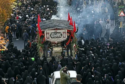 مراسم تشییع ۶ شهید گمنام در سمنان