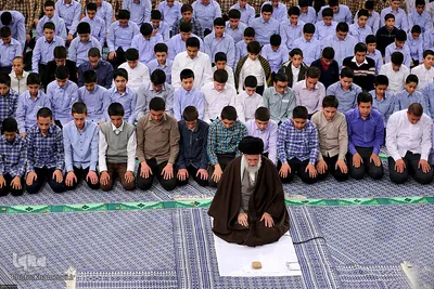 مراسم جشن تکلیف دانش‌آموزان با حضور رهبر انقلاب