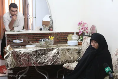 دیدار خانواده قرآنی با خانواده شهیدان غیاثوند قیصری 