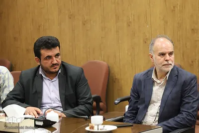 جلسه هم اندیشی داوران مسابقات اوقاف استان با مجیدی مهر، رییس مرکز امور قرآنی سازمان اوقاف