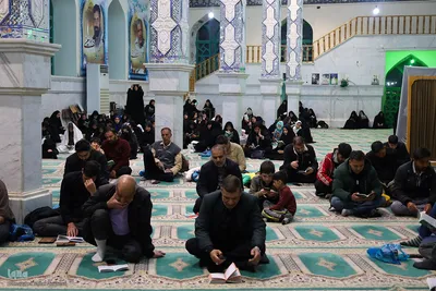 احیای شب نوزدهم ماه رمضان در امامزاده سیدمحمد(ع) خمینی‌شهر