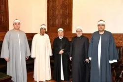 Ang kilalang Ehiptiyanong Qari ay dumalo sa Palatuntunan ng Pagbigkas ng Qur’an sa Al-Hussein Moske ng Cairo