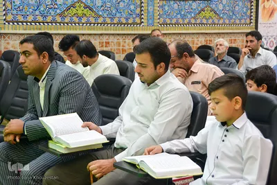 جلسه قرآن در حسینیه امام رضا(ع) اهواز