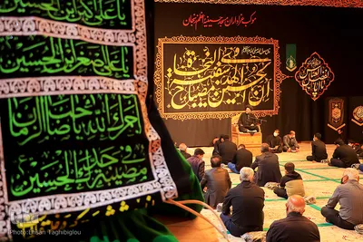 مراسم شب اربعین در حسینیه اعظم زنجان‎‎