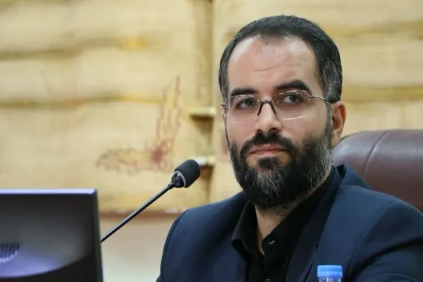 دانشگاه نباید مرز و محدودکننده برنامه‌های قرآنی باشد + صوت