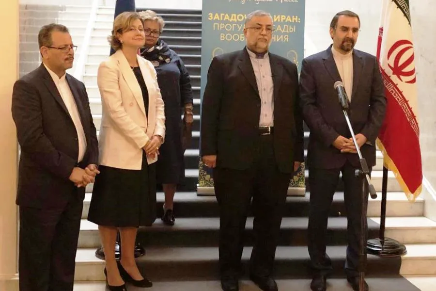 نمایشگاه صنایع دستی ایران در مسکو گشایش یافت