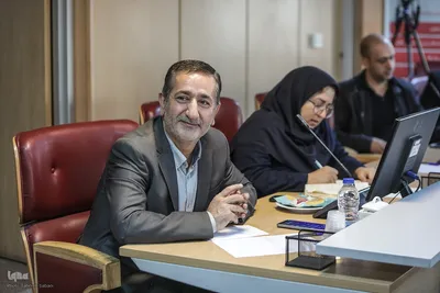 نشست آنسوی شکست