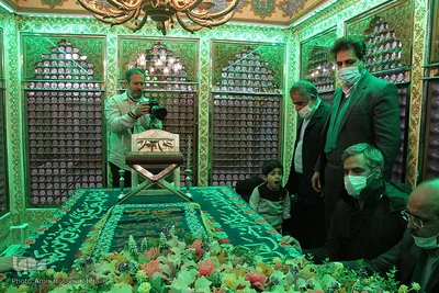 غبار روبی امامزاده جعفر (ع) یزد به مناسبت میلاد حضرت زینب کبری (س)‎‎