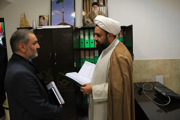 بازدید مدیرکل توسعه مشارکت‌های مردمی سازمان دارالقرآن از مؤسسه اهل بیت(ع) خمینی‌شهر