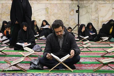 آیین جز‌ءخوانی قرآن در حسینیه رضوی اصفهان