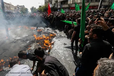 عزاداری ظهر عاشورا در تهران 