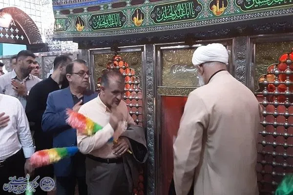 آیین غبارروبی آستان مقدس  امامزاده ابراهیم ع بابلسر همراه با تجلیل منتخبین متسابقین چهل و ششمین دوره مسابقات سراسری قرآن کریم