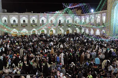 حرم مطهر رضوی در شب میلاد حضرت رضا(ع)