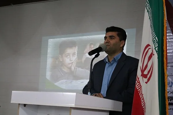 حمایت از نویسندگان موجب ارتقای دانایی جامعه می‌شود