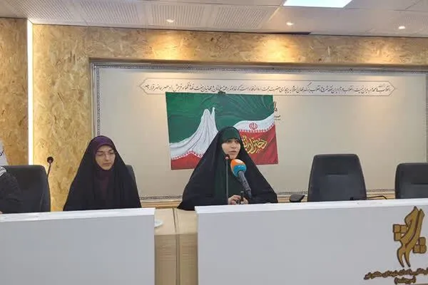 دختران انقلاب پای حجاب ایستاده‌اند