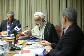 حجت الاسلام محسن قرائتی رییس ستاد اقامه نماز