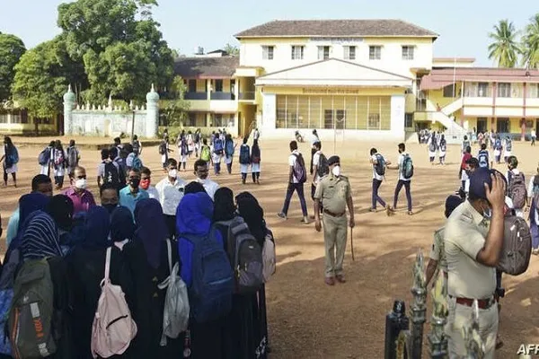 Musulman Indiya sun fusata saboda rufe makarantun Islamiyya 12
