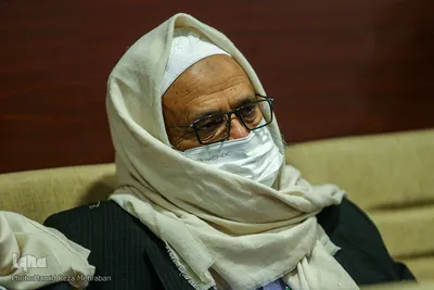 ادای احترام مهمانان کنفرانس وحدت به امام راحل