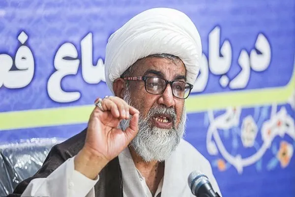 ایران کے خلاف دھمکیوں پر خاموشی قومی مفاد کے خلاف ہے، پاکستانی سینیٹر