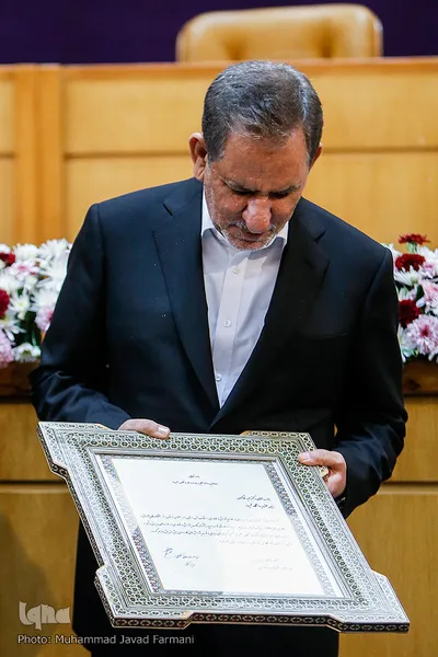 جشنواره تجلیل از پژوهشگران و فناوران برگزیده کشور
