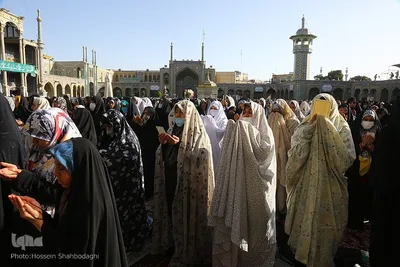 نماز عید سعید فطر در حرم مطهر حضرت معصومه (س)
