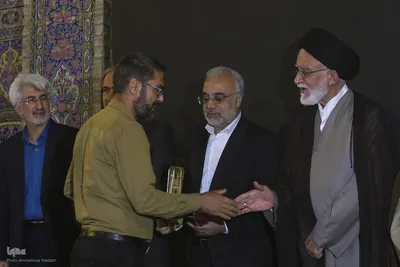 همایش تجلیل از یاوران وقف در شیراز