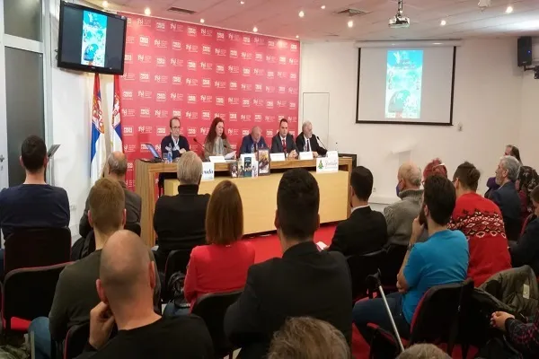 پایه‌گذاری مردم‌سالاری دینی بزرگترین دستاورد انقلاب ایران بود