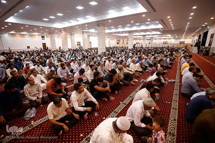 توزیع عدالت از بزرگترین دستاوردهای انقلاب اسلامی است