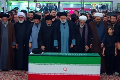فیلم | حرم رضوی؛ میزبان آخرین نماز بر پیکر «آقای شهید ایران»
