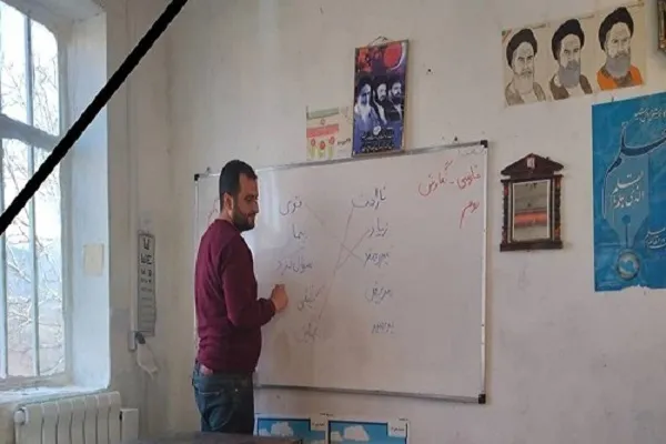 پیام تسلیت دبیر شورای عالی انقلاب فرهنگی در پی درگذشت معلم فداکار الموتی
