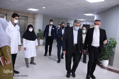 بازدید رئیس جهاددانشگاهی کشور از مرکز درمان ناباروری و سرطان شیراز