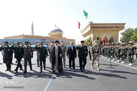 مراسم مشترک دانش‌آموختگی دانشجویان دانشگاه‌های افسری نیروهای مسلح با حضور فرمانده کل قوا