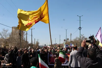 راهپیمایی مردم بصیر و انقلابی ملایر