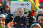 Teheraner feiern Geburtstag von Fatima Zahra (s.a.)