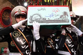 زیارت پیکرهای مطهر و تازه تفحص شده ۱۳۵شهید گمنام دفاع مقدس در معراج الشهدای تهران