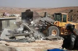 Quatre maisons appartenant aux Palestiniens et plusieurs structures rasées en Cisjordanie