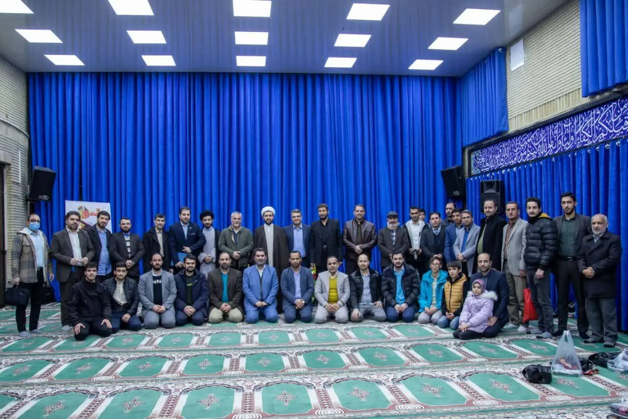 محفل انس با قرآن و نشست جامعه قرآنی اسلامشهر برگزار شد